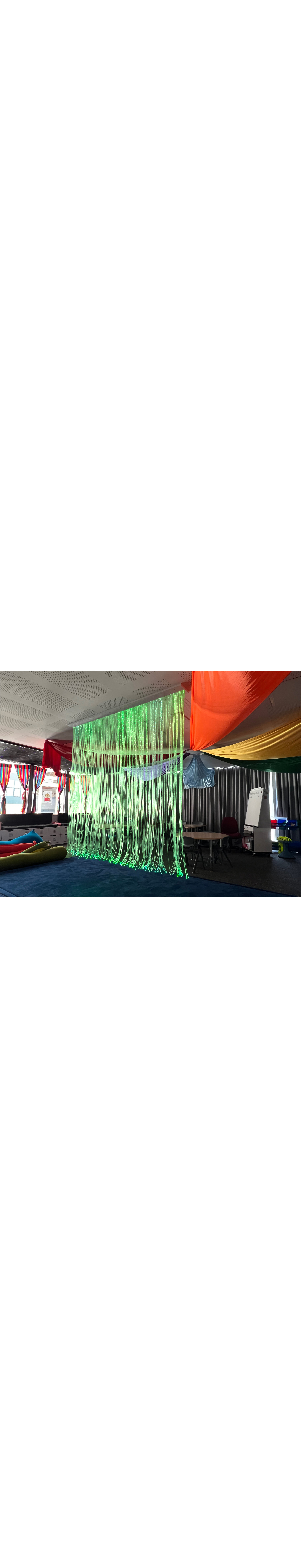 Green Fiber Curtain